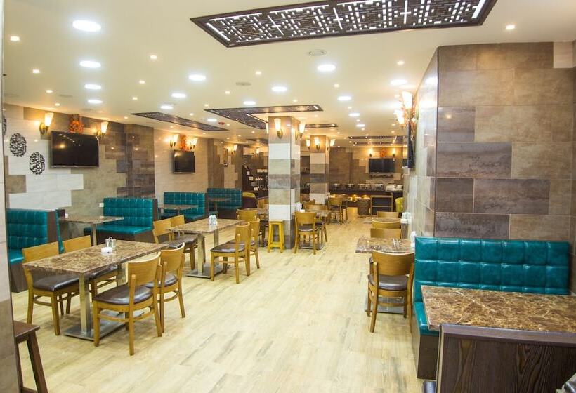 فندق Grape Village