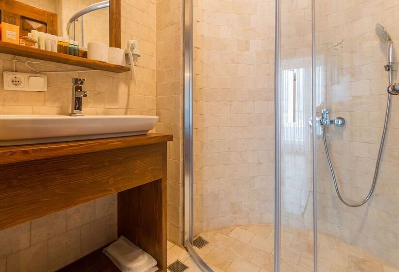 בית מלון כפרי Hillcity