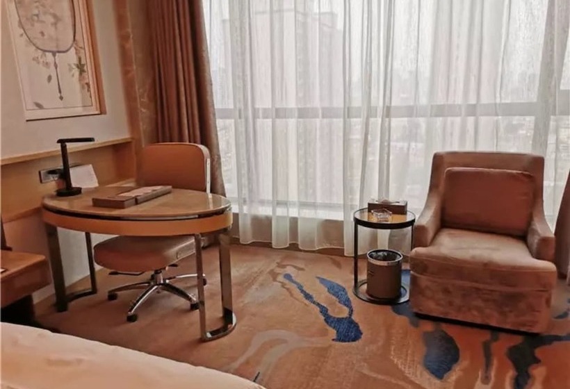 Li Cai Tian Qi Hotel Xianyang