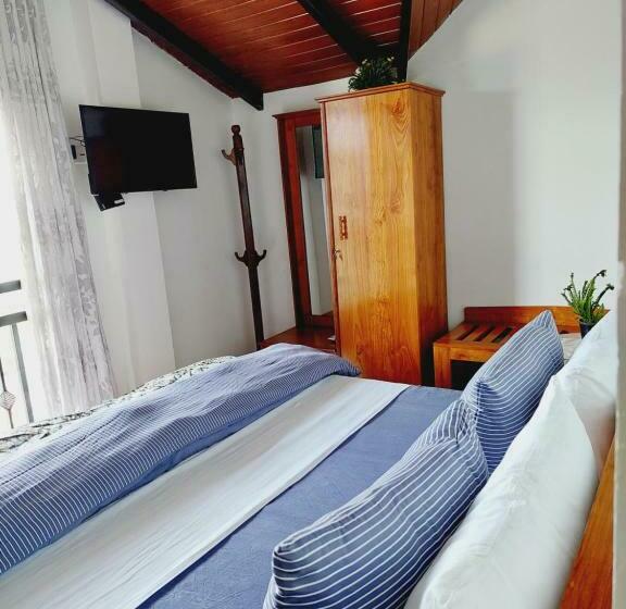 בית מלון כפרי Misthill Rest Lavish Villa