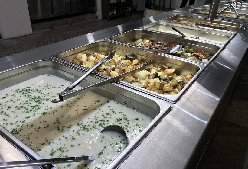 هتل Oscar Lescano   All Inclusive