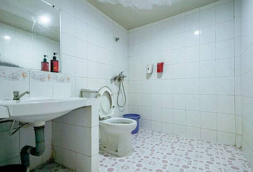 호텔 Reddoorz Plus Near Jambi Prima Mall