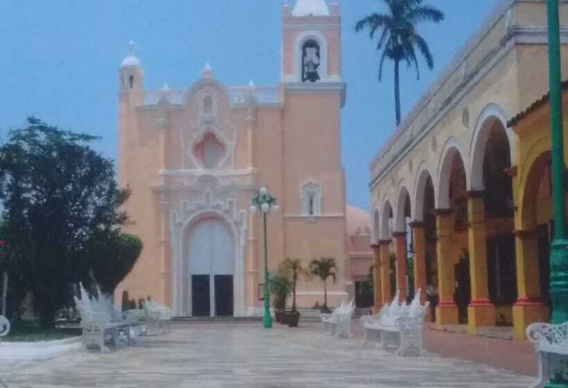 فندق Reforma Tlacotalpan