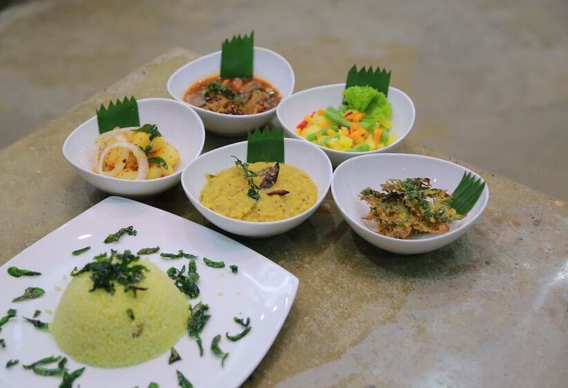 Отель Royal Mansion Luxury Villa