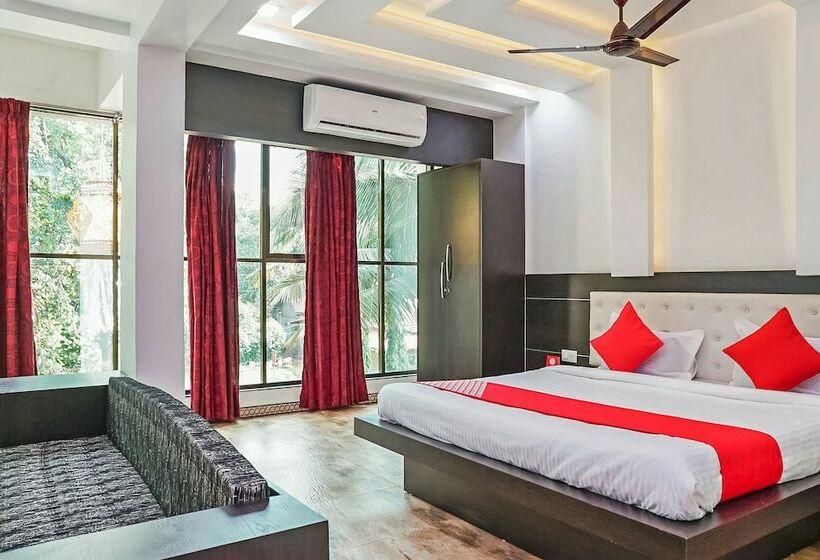 Oyo 24932 Hotel Royal Stay