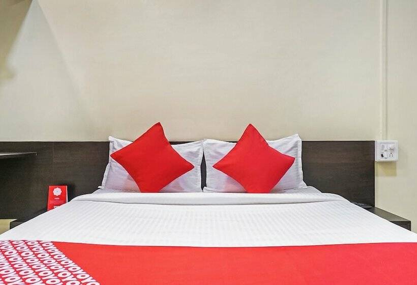 Oyo 24932 Hotel Royal Stay