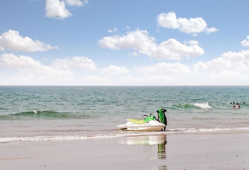 Oyo 24932 Hotel Royal Stay