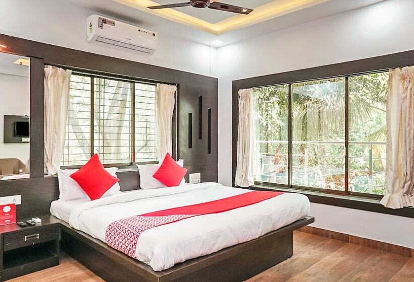 Oyo 24932 Hotel Royal Stay