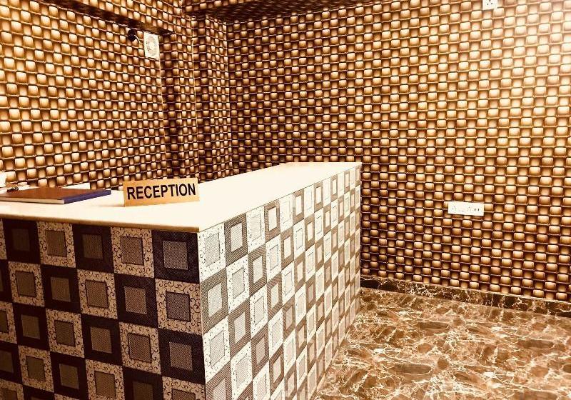 Oyo 24970 Hotel Galaxy Inn