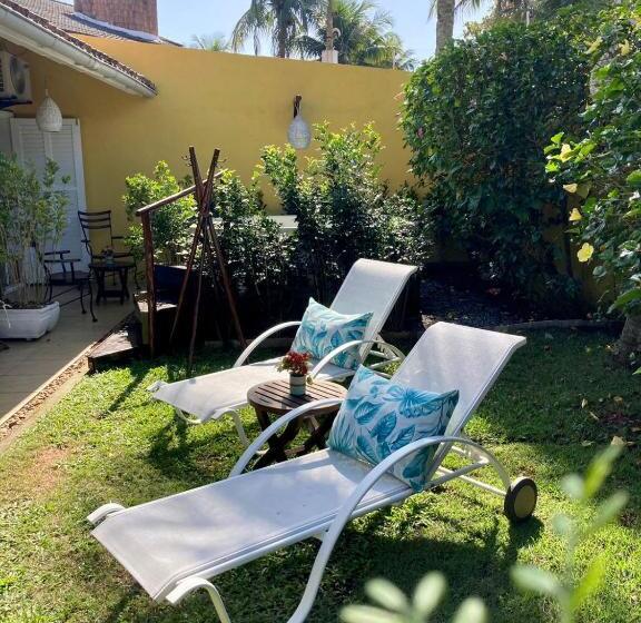 پانسیون Moa Pousada