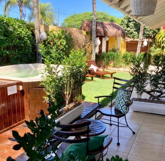 پانسیون Moa Pousada