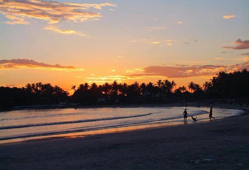 پانسیون Moa Pousada