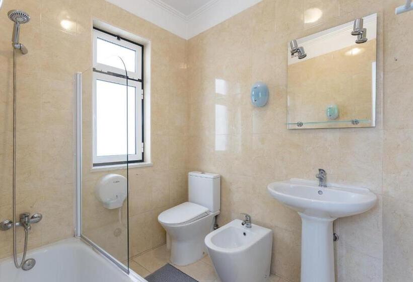 پانسیون Rooms4all