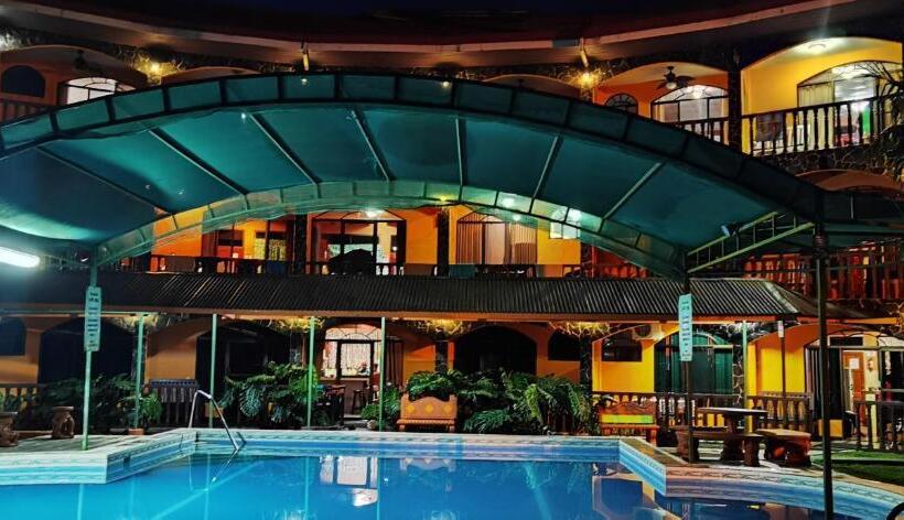 Apartahotel Playa Luna