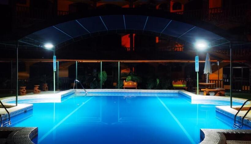 Apartahotel Playa Luna