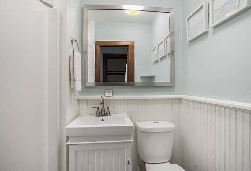 Historic Hotel Nichols