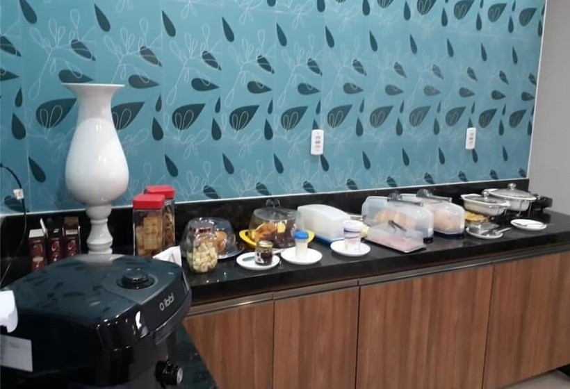 Капсульный Oтель Mais Hotel Express