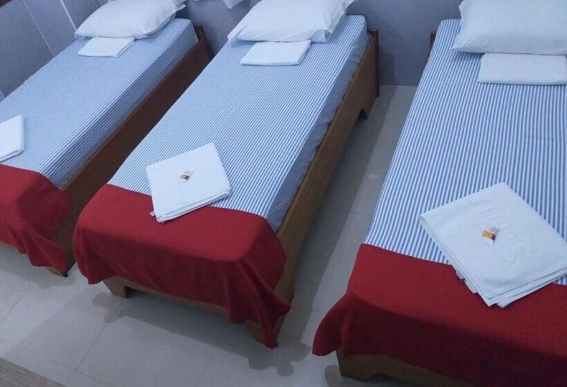 Капсульный Oтель Mais Hotel Express