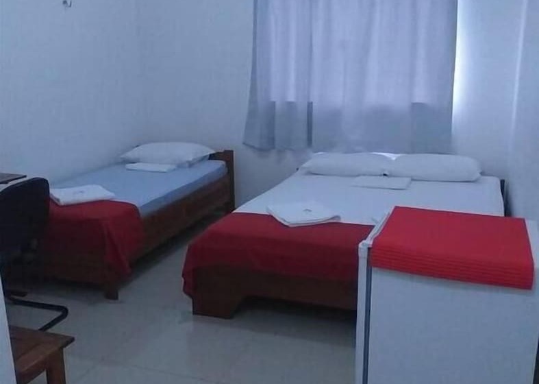 Капсульный Oтель Mais Hotel Express