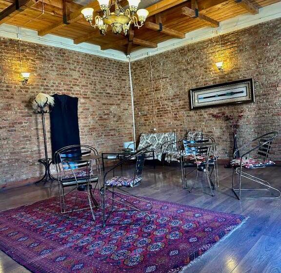 هتل Old Sighnaghi