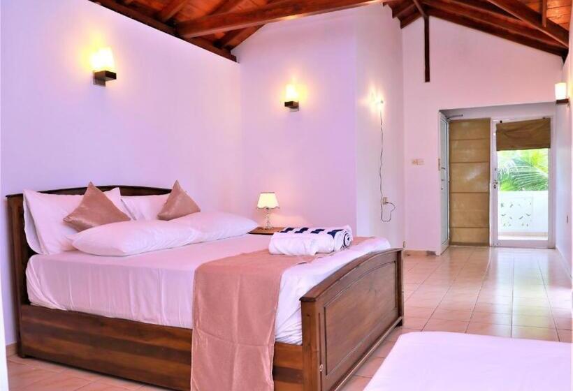 Отель Shenora Beach Resort