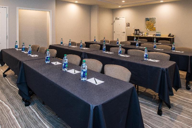 Отель Staybridge Suites   Pecos, An Ihg