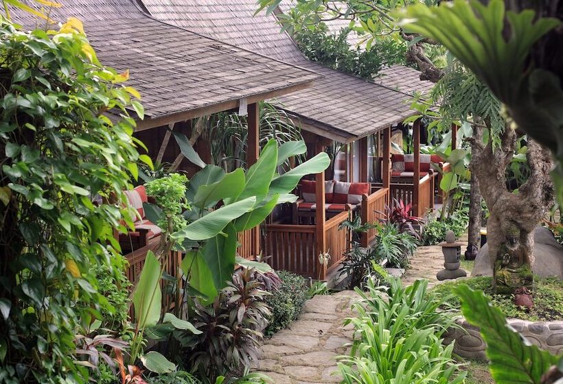 ホテル Taulan Villa By Social Hideout