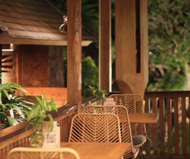 ホテル Taulan Villa By Social Hideout