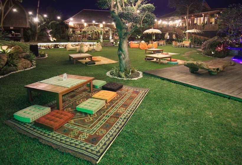 ホテル Taulan Villa By Social Hideout