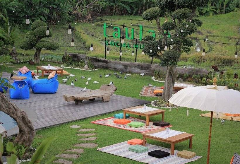 ホテル Taulan Villa By Social Hideout