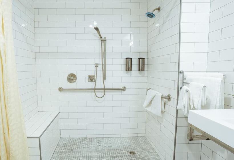 فندق The Belmont Shore Inn