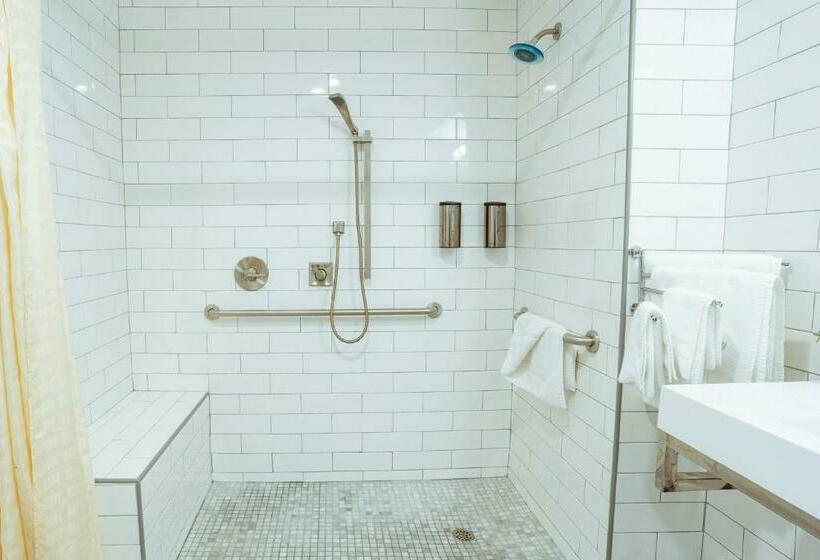 فندق The Belmont Shore Inn