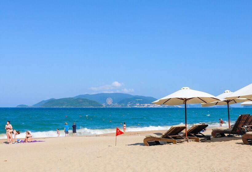 Linknest Seaview Apartment