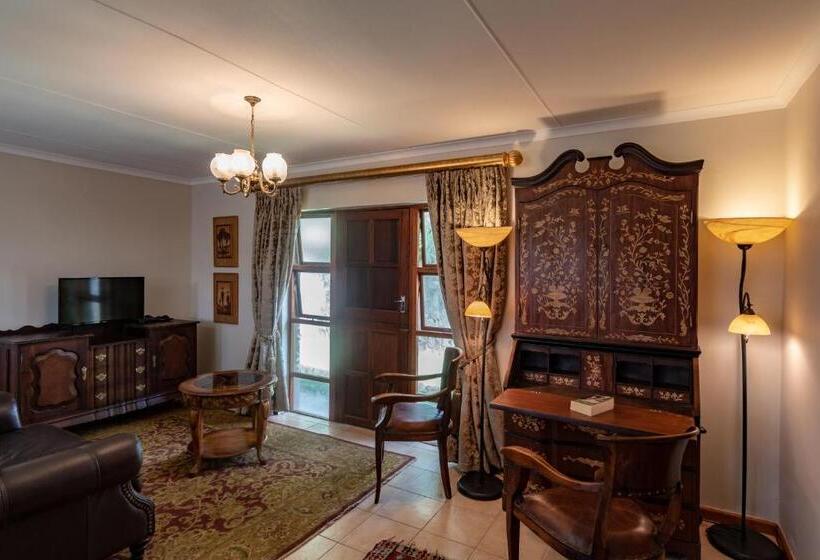 펜션 Antiqua Guest House