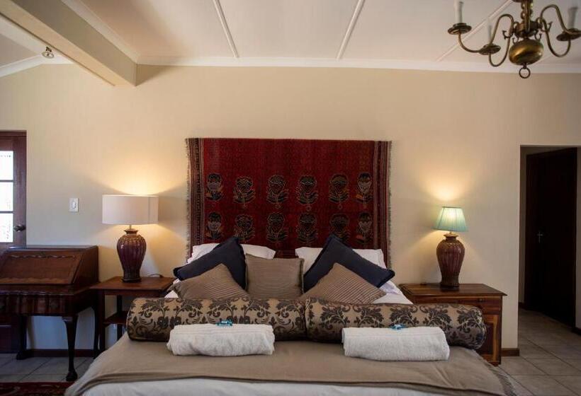 펜션 Antiqua Guest House