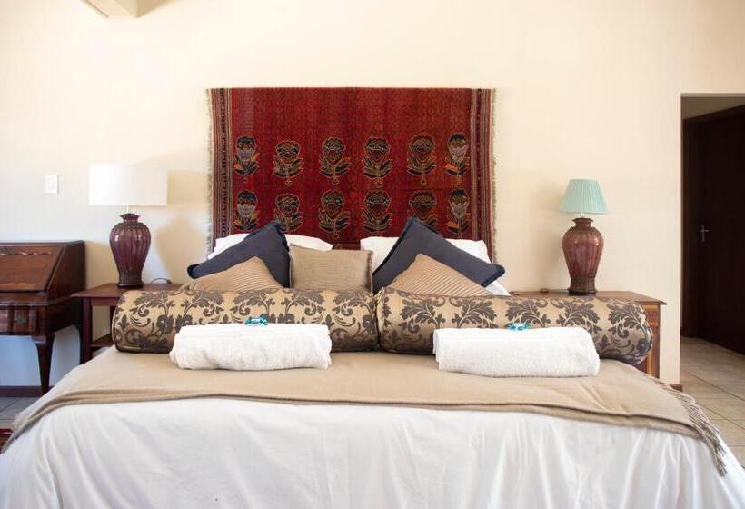 펜션 Antiqua Guest House