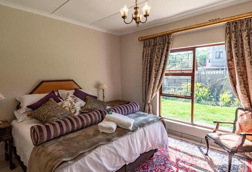 펜션 Antiqua Guest House