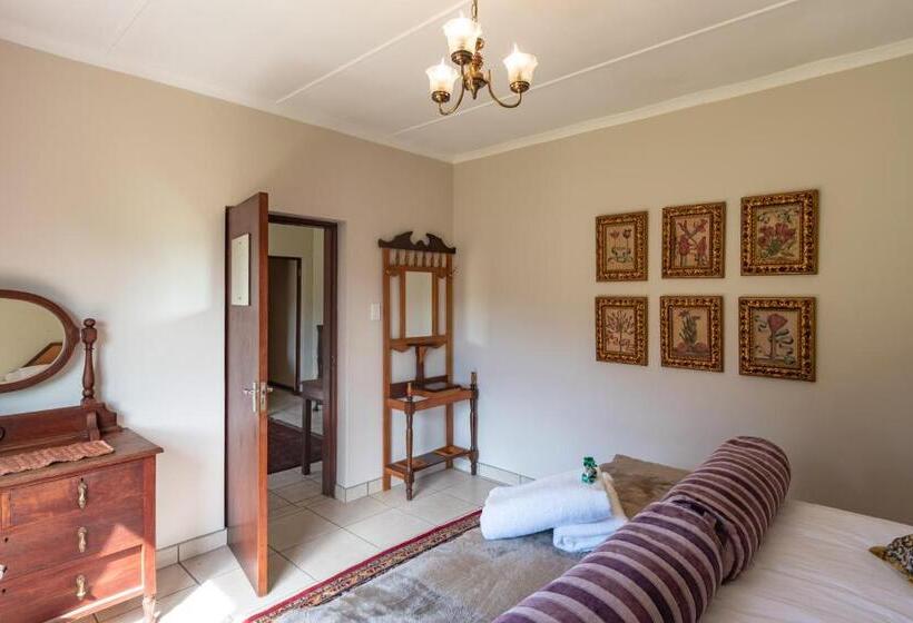 펜션 Antiqua Guest House