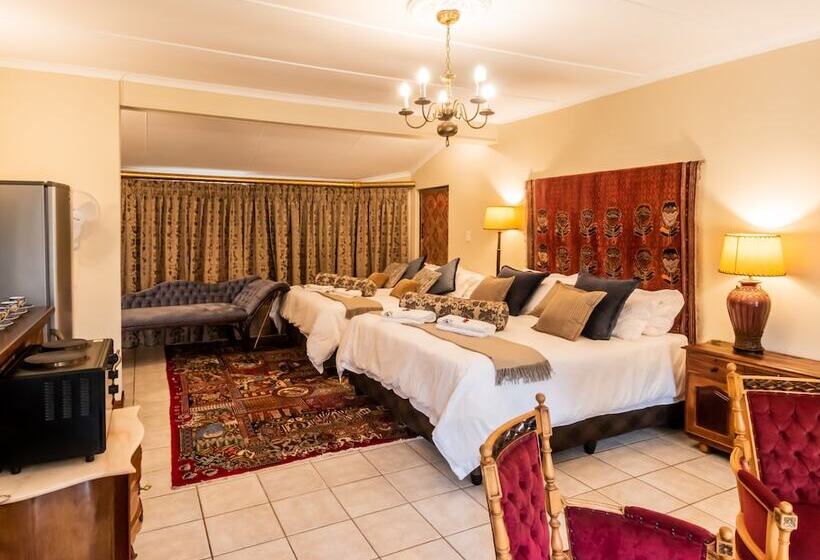 펜션 Antiqua Guest House