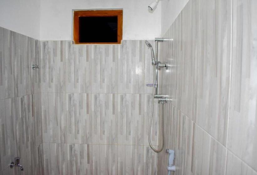 بنسيون Thuru Sisila Resort