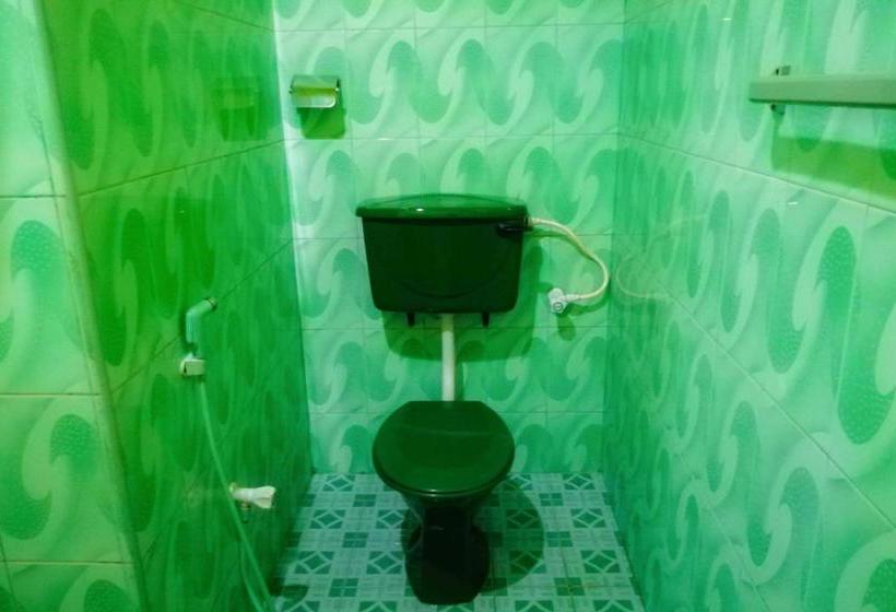 بنسيون Thuru Sisila Resort