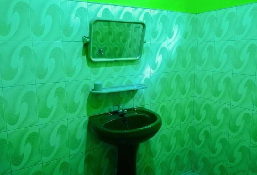 بنسيون Thuru Sisila Resort