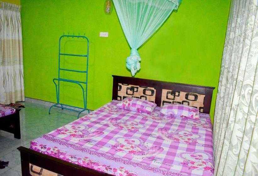 بنسيون Thuru Sisila Resort