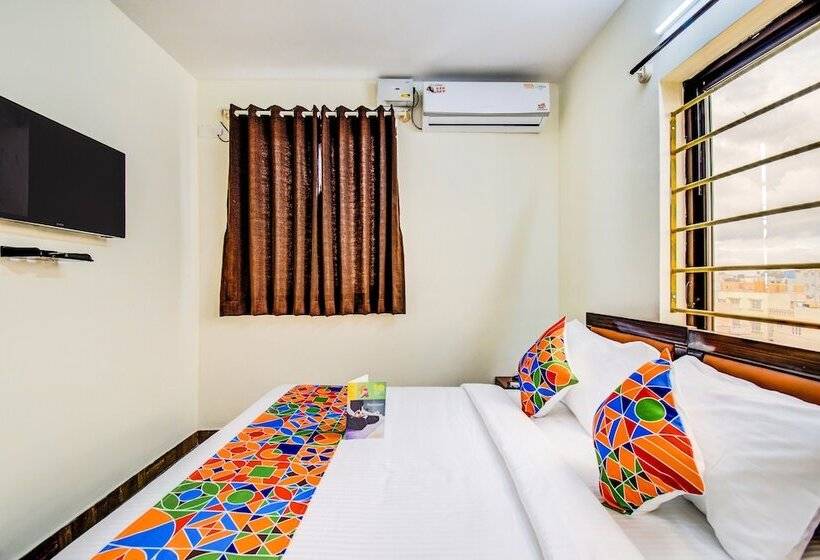 בית מלון כפרי Fabexpress The Grand Renato Suites