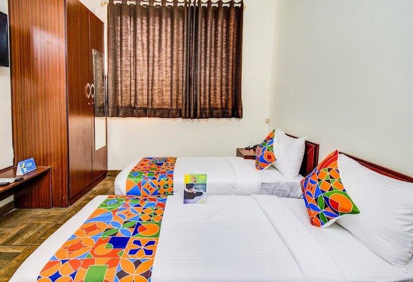 בית מלון כפרי Fabexpress The Grand Renato Suites