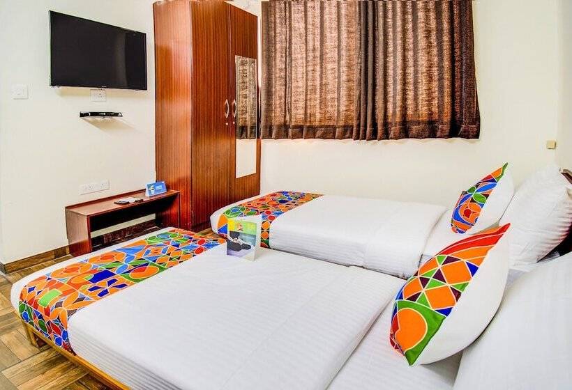 בית מלון כפרי Fabexpress The Grand Renato Suites