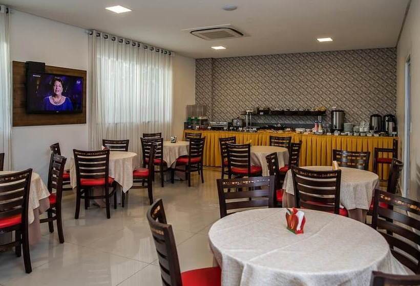 فندق Tambau Beach