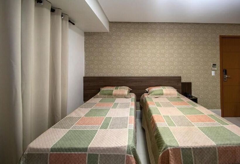 فندق Tambau Beach