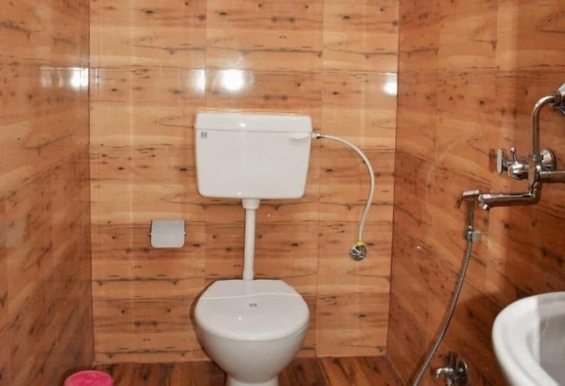 酒店 The Royal Buddha