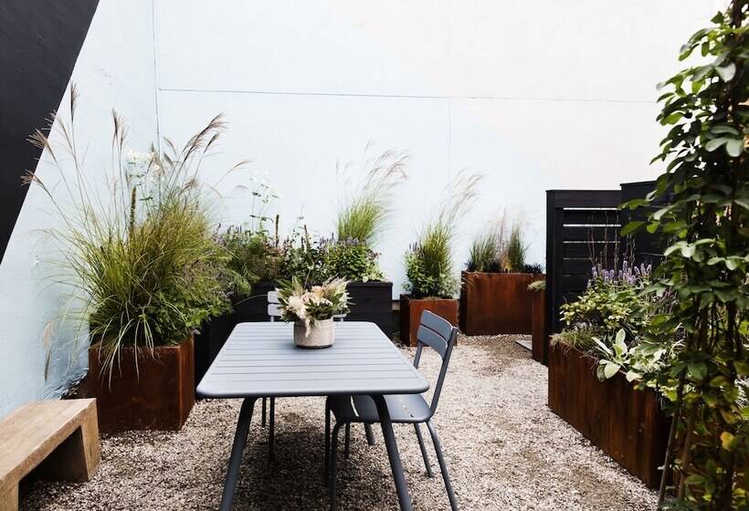 Lokal Hotel Fishtown